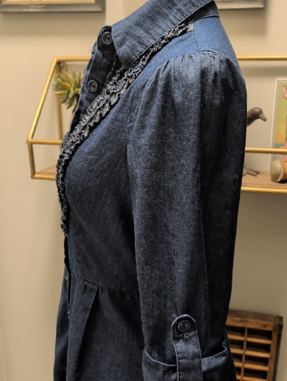 ROMEO & JULIET COUTURE  Size M Button-Front Navy Denim Ruffle Front Shirt Dress - Picture 5 of 12